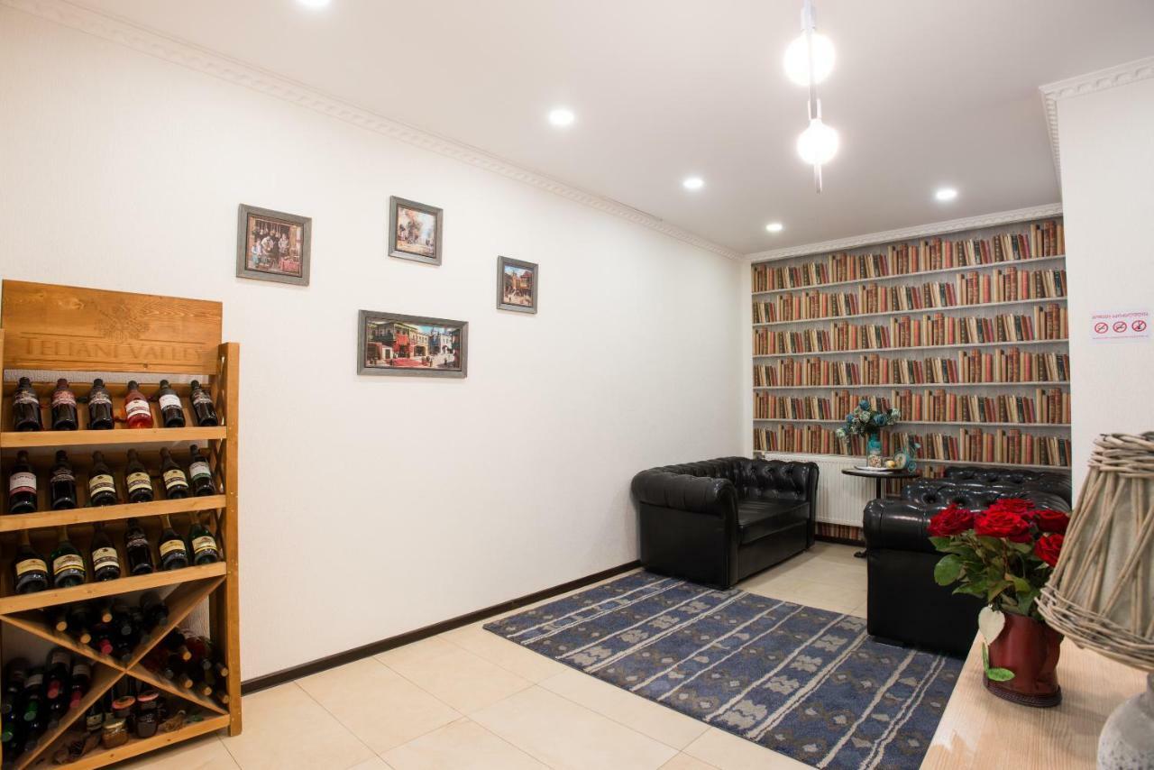 Accent Hotel Tbilisi ภายนอก รูปภาพ