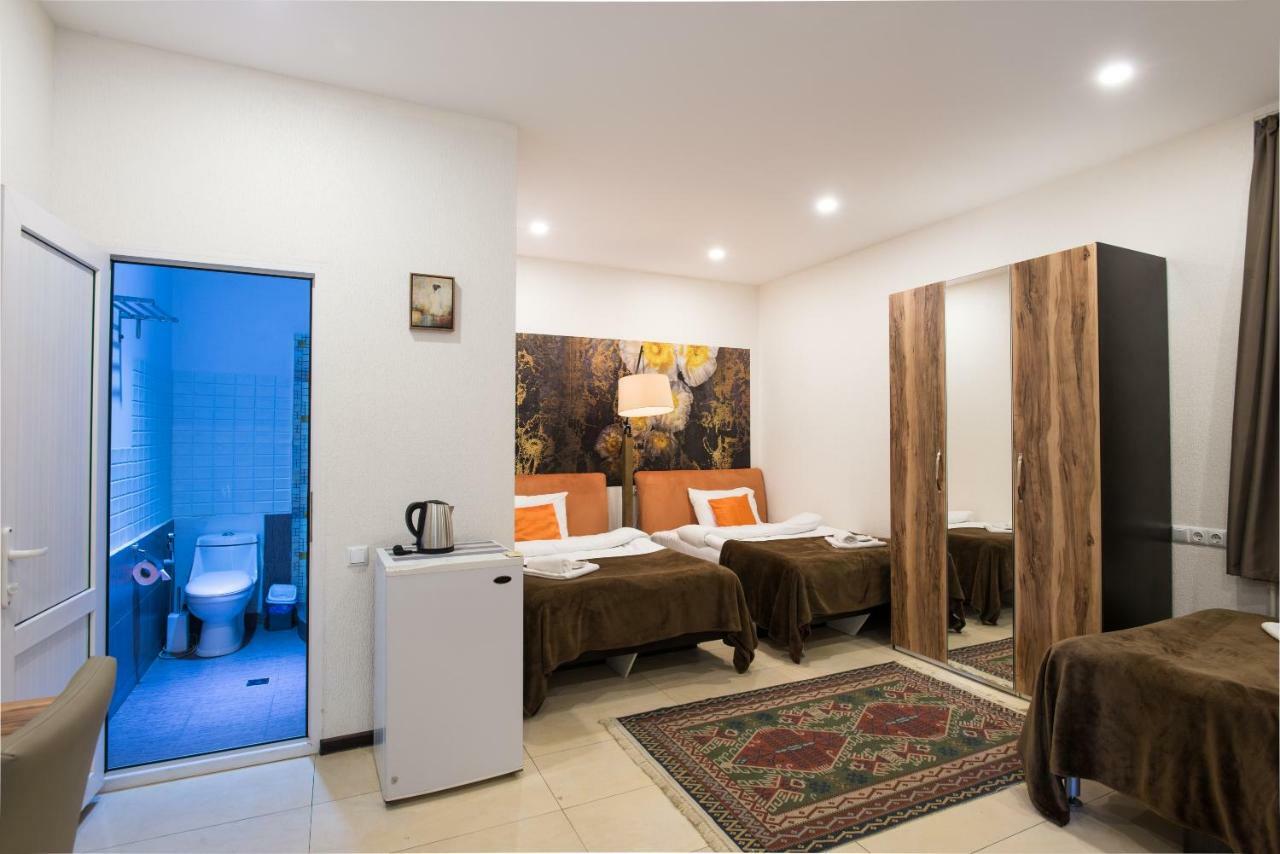 Accent Hotel Tbilisi ภายนอก รูปภาพ