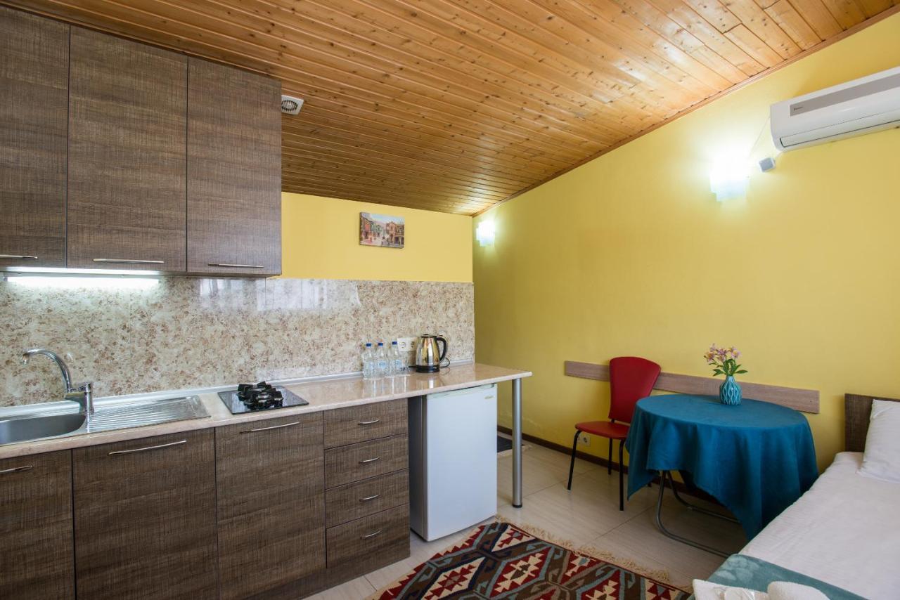 Accent Hotel Tbilisi ภายนอก รูปภาพ